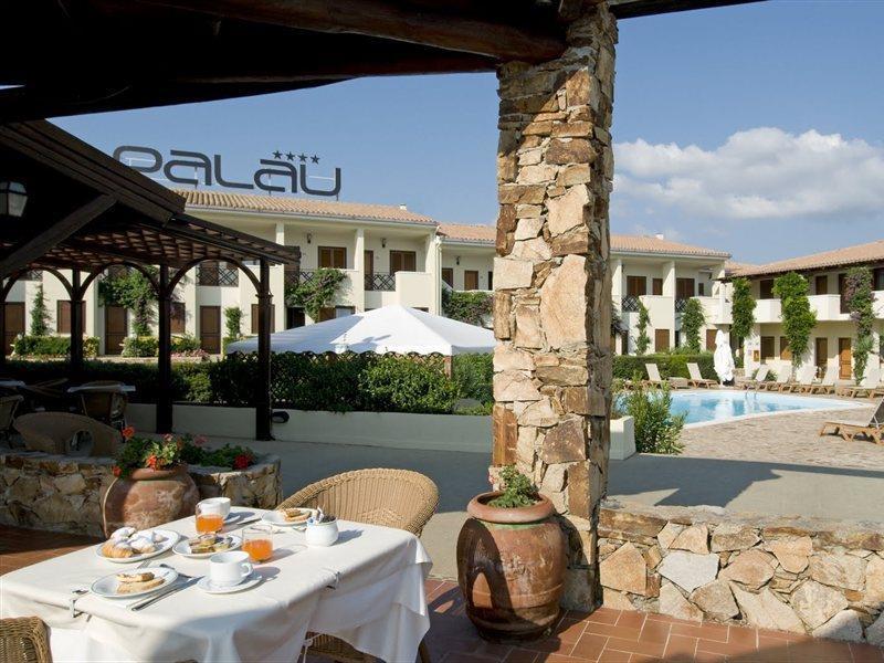 Hotel Palau Exteriér fotografie